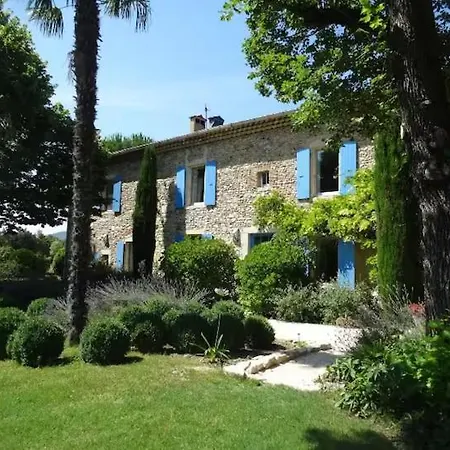 Les Buis De Fontjuliane Sauzet (Drome)