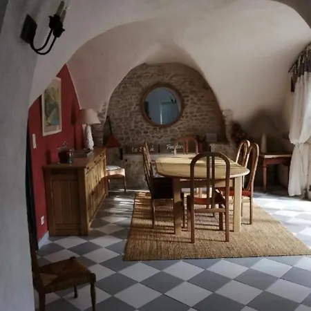 Les Buis De Fontjuliane * Sauzet (Drome)